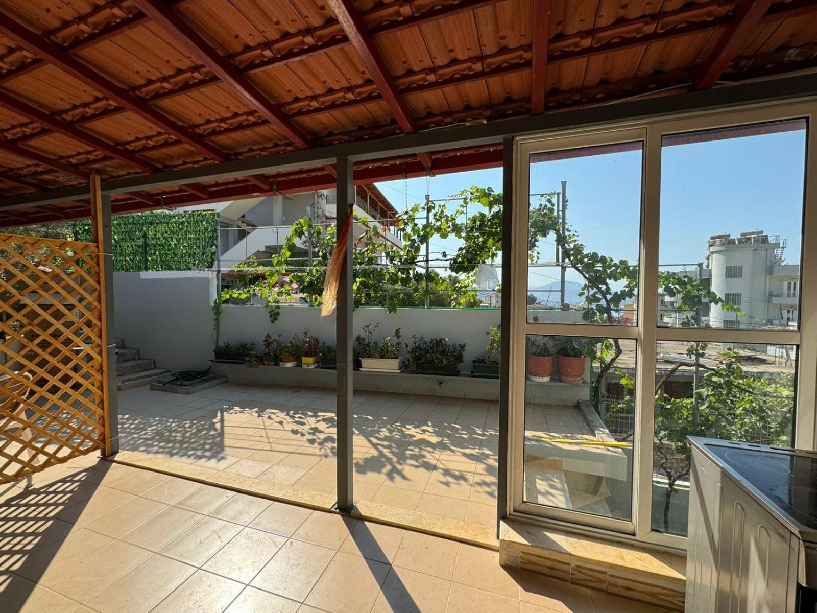 Miri Apartments Sarande Exterior photo
